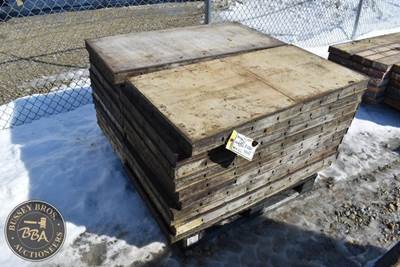 Lot Contians 20 Panels