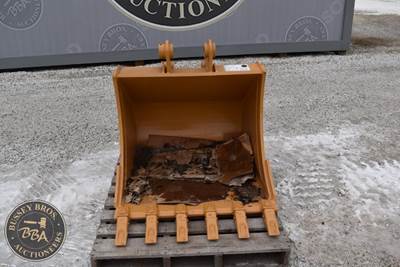 Beast 36 In. Excavator Bucket, Fit Cat 307/308 De Series Excavators, 50mm Pins,