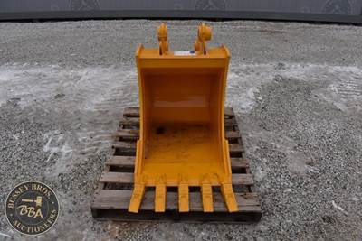 Beast 24 In. Excavator Bucket, Fit Cat 307/308 De Series Excavators, 50mm Pins,