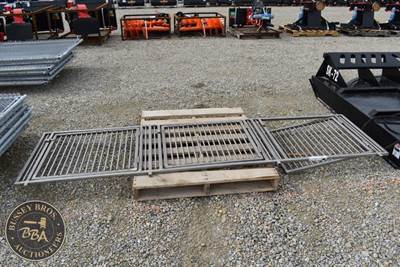 Dog Kennel Fence Single Three Gate Section 9ft 4in