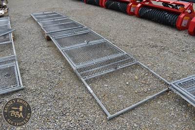 Dog Kennel Fence Single Seven Gate Section 21ft 5in