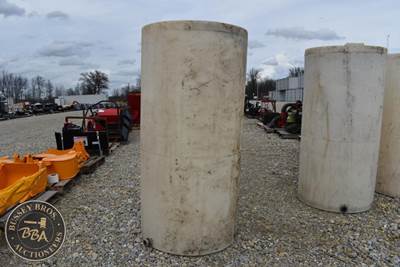 Vertical Tank 250gal