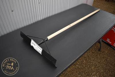 Kraft Wood Handled Concrete Rake 20inch Rake, New/Unused