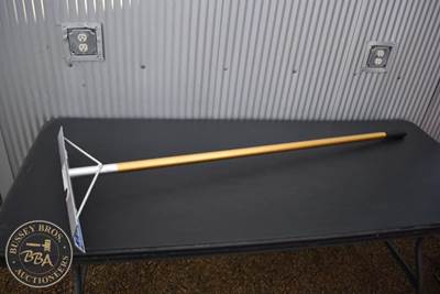 Kraft Aluminum Handled Concrete Rake 20inch Rake, New/Unused