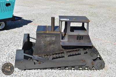 Caterpillar Dozer Lawn Ornament Unpainted, New/Unused