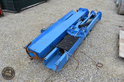 Bisontek Two Post Car Lift Parts And Pieces, 4,000kg / 8,800lb Capacity,