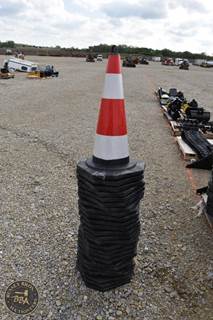 Construction Pylons 25 Count, New/Unused
