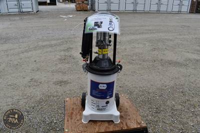Li Ao High Pressure Grease Injector Air Operated, 50:1 Pressure Ratio, 3.17gal,