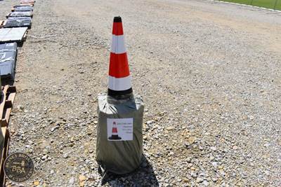 Safety Traffic Cones 15in x 27in, Quantity 20, New/Unused