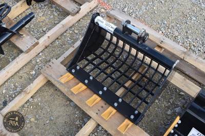 Iranch Mini Skeleton Bucket Attachment Mini Excavator Attachment, New/Unused