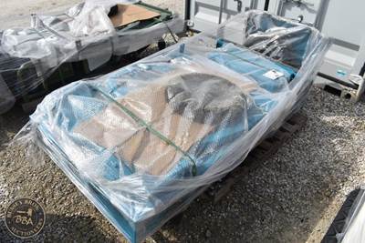 Blue, Rear Cargo Bed, Bench Seat, Lights