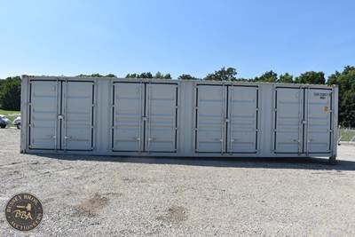 40Ft Shipping Container Minor Sidewall Damage, 4 Side Entry Double Doors, Rear