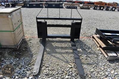 Pallet Fork Attachment Skid Steer Mount, Beveled Headache Rack, New/Unused