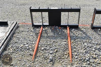 Bale Spear Attachment Skid Steer Mount, Dual Spears, New/Unused