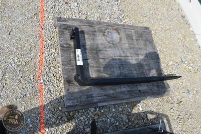 Pallet Fork Single Fork, New/Unused