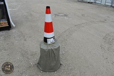 Traffic Cones Lot Contains 20 Traffic Cones, New/Unused