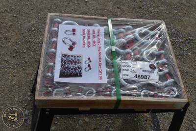 Clevis Shackles Lot Contains, 30 New Clevis Shackles 3 Sizes 4,400lb, 10,500lb