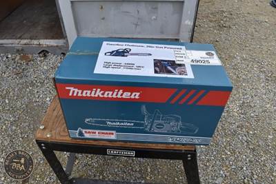 Maikaitea Chain Saw Gas Powered 20 Inch Bar,, New/Unused