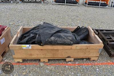 Tarp(S)  Black