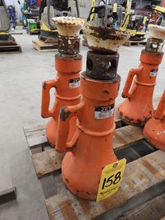 (2) Jet Model SJ-25T 25 Ton Screw Jacks