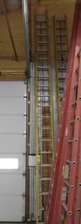 Green Bull 40' Fiberglass Extension Ladder
