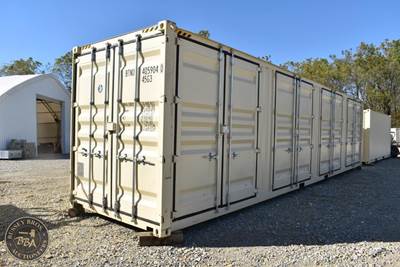 4 Side Entry Double Doors, Rear Double Doors, Wood Floor, One Trip Use;
