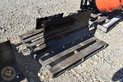 39in, Mini Skid Steer Mount, Hydraulic