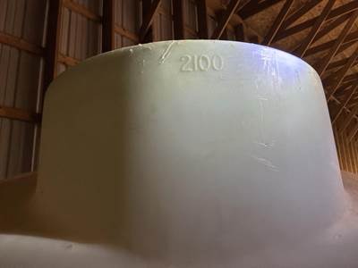 2,100-gallon Upright Poly Storage Tank With Top Fill Lid, Bottom Outlet, Valves