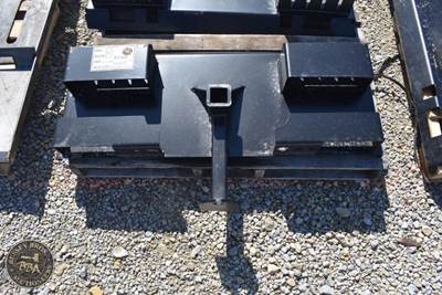 RECEIVER HITCH ATTACHMENT