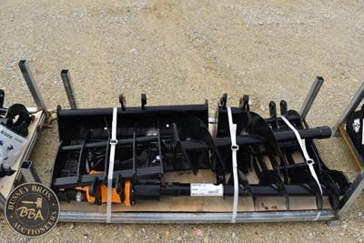 VICSEC MINI EXCAVATOR ATTACHMENT SET