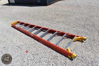 WERNER STEP LADDER
