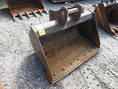 Wb 42" SMOOTH EXCAVATOR BUCKET