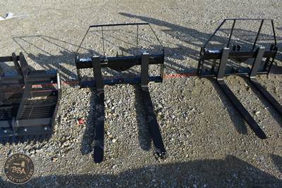 Wolverine 3PT PALLET FORK ATTACHMENT