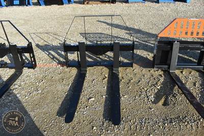 Wolverine 3PT PALLET FORK ATTACHMENT