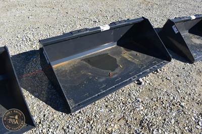 Wolverine DUTY BUCKET ATTACHMENT