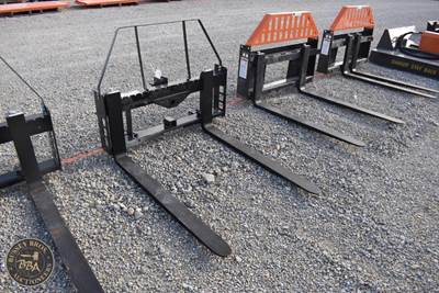 Wolverine GRASS FORK ATTACHMENT