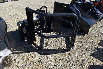 Wolverine HAY BALE SQUEEZE ATTACHMENT