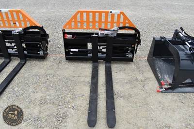 Wolverine HYDRAULIC PALLET FOR ATTACHMENT