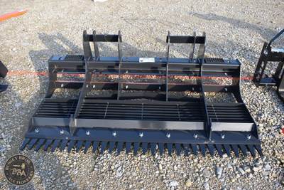 Wolverine LEVELING BUCKET ATTACHMENT