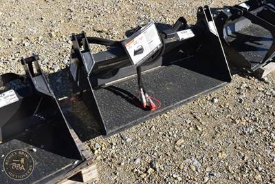 Wolverine MINI COMBINATION BUCKET ATTACHMENT