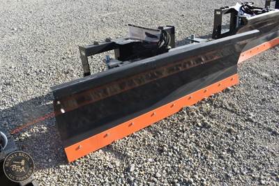 Wolverine OBSTACLE AVOIDANCE SNOW PUSHING MACHINE ATTACHMENT