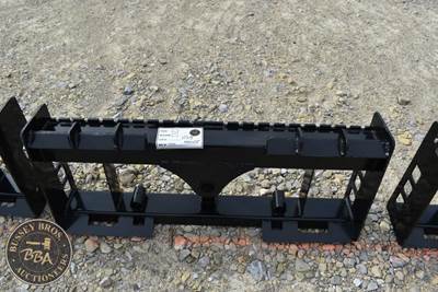 Wolverine PALLET FORK FRAME