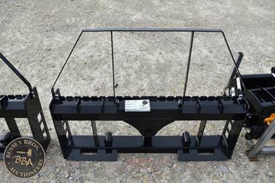 Wolverine PALLET FORK FRAME