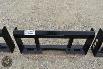 Wolverine PALLET FORK FRAME ATTACHMENT