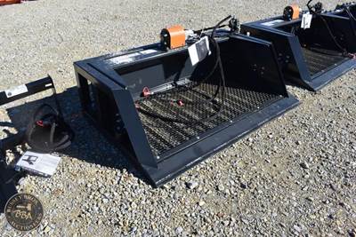 Wolverine SCREENING BUCKET ATTACHMENT