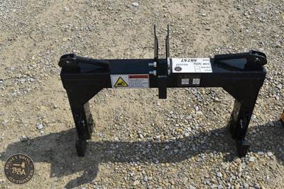 Wolverine THREE-POINT QUICK HITCH ADAPTER ATTACHMENT
