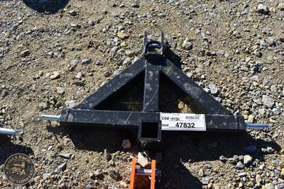 Wolverine THREE-POINT QUICK HITCH ADAPTER ATTACHMENT
