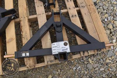 Wolverine TRAILER HITCH RECEIVER