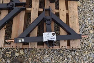 Wolverine TRAILER HITCH RECEIVER