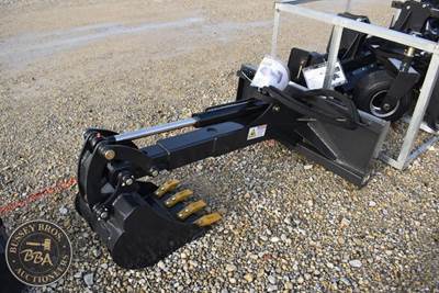 LANDHONOR BACKHOE ATTACHMENT Backhoe Attachment